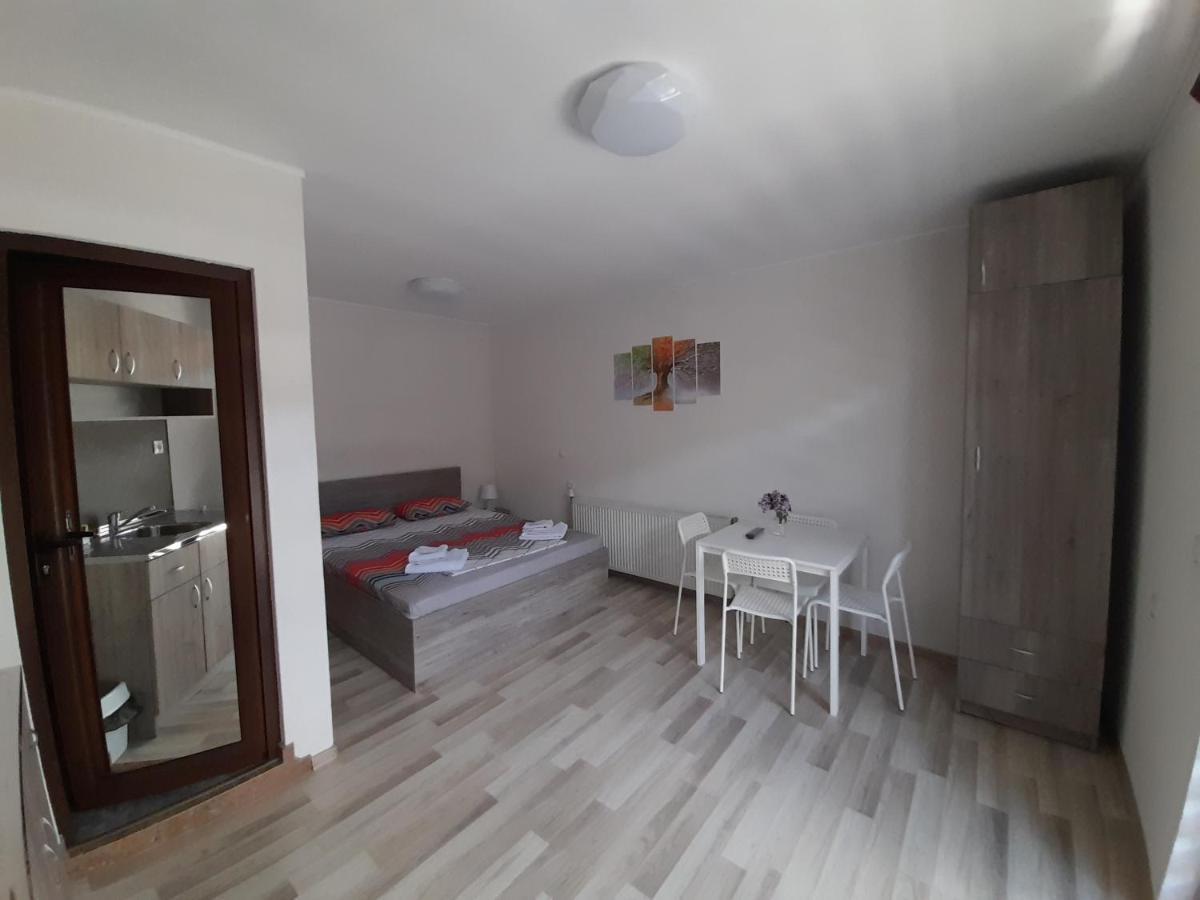 Guest Rooms Ider 萨帕雷瓦巴尼亚 外观 照片