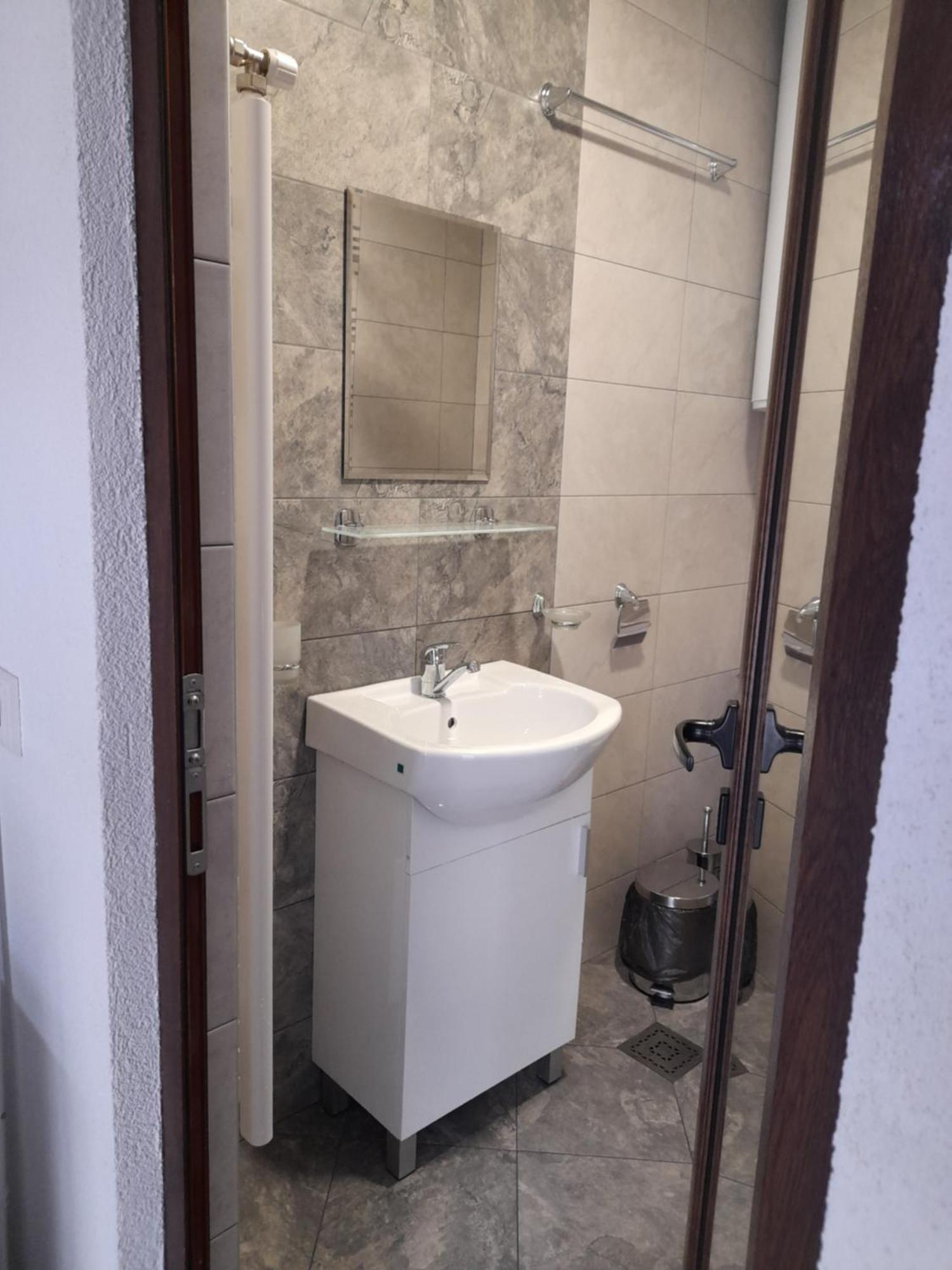 Guest Rooms Ider 萨帕雷瓦巴尼亚 外观 照片