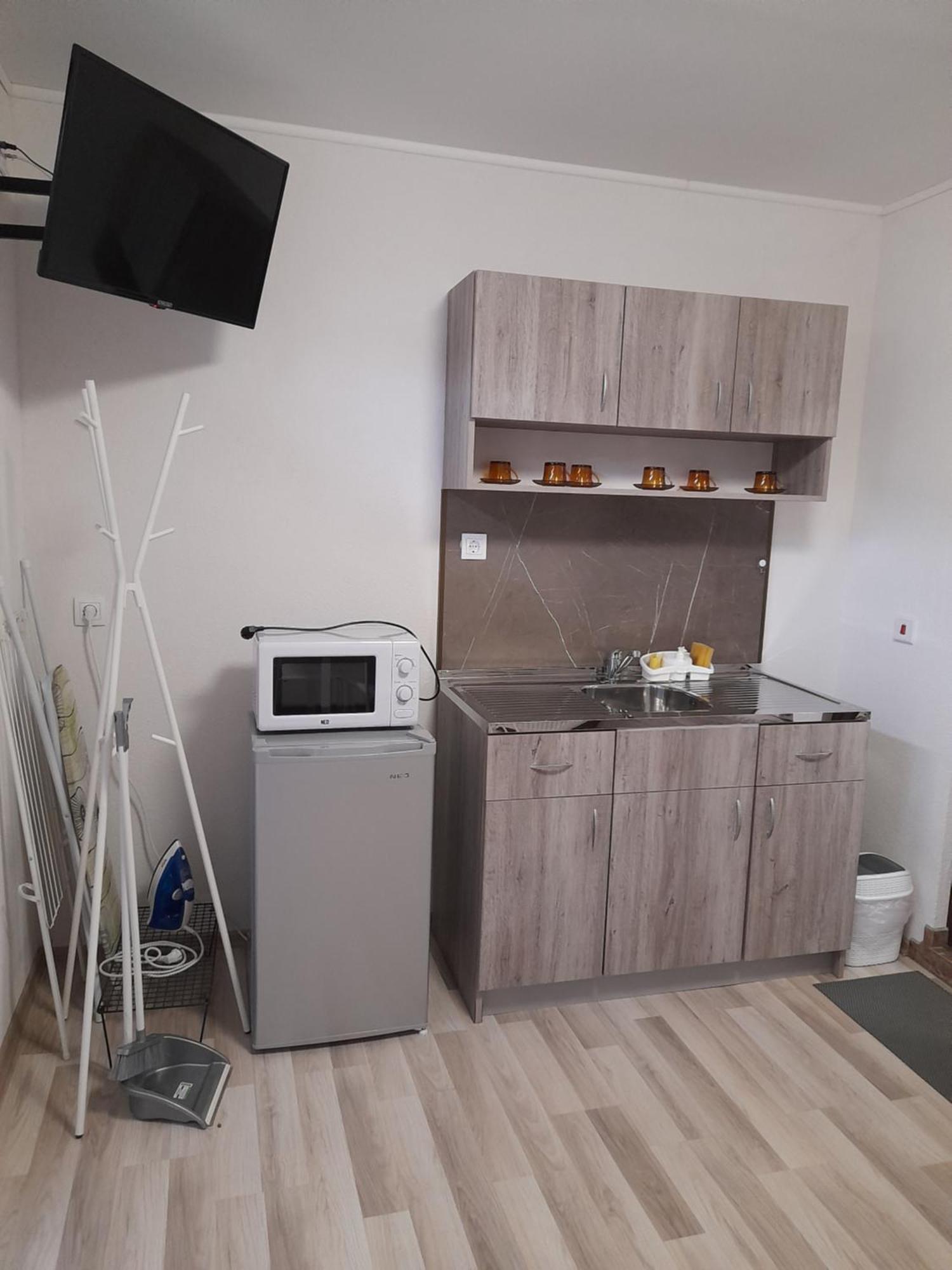 Guest Rooms Ider 萨帕雷瓦巴尼亚 外观 照片