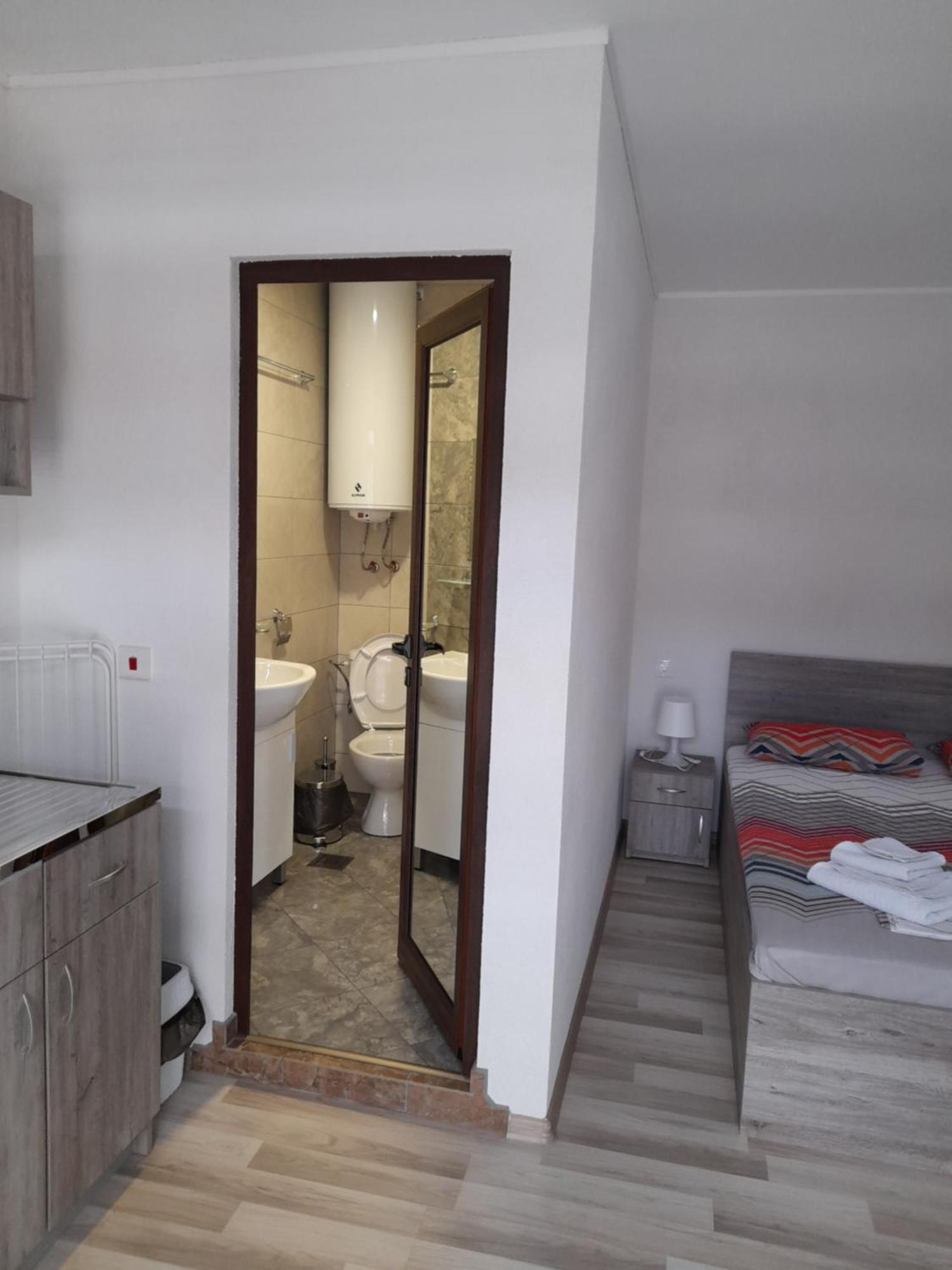 Guest Rooms Ider 萨帕雷瓦巴尼亚 外观 照片