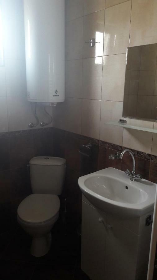 Guest Rooms Ider 萨帕雷瓦巴尼亚 外观 照片